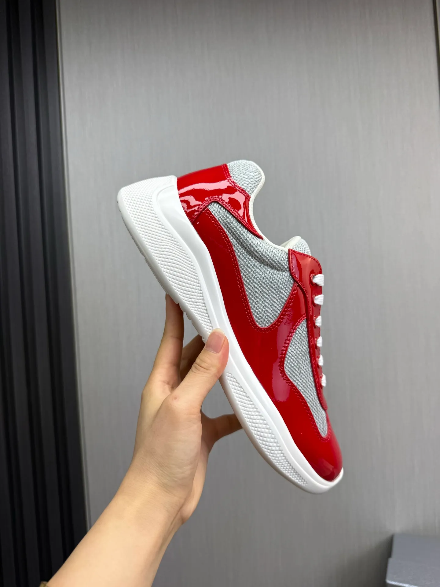Men's shoes 640💰 [PRADA] Hot selling items🔥Must be recommended every day~~ Official website synchronized, 1:1 high quality shipments✔️ Imported cowhide fabric, rubber material + cowhide lining, original bottom, high-end airplane box packaging🎁 38-45 (38.45 custom-made, non-returnable)